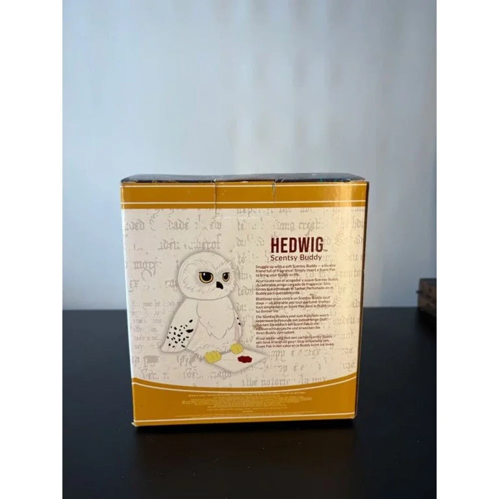 Scentsy Buddy Hedwig Snowy Owl Plush Hogwarts Letter Wizarding World Boxed